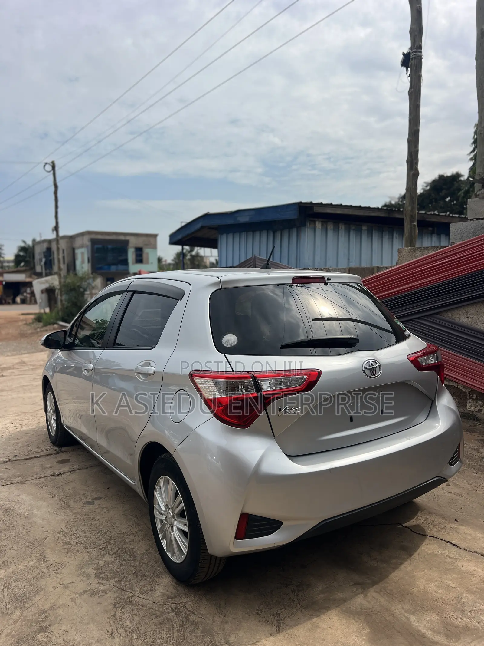 Toyota Vitz 1.3 AWD 3dr 2017 Silver