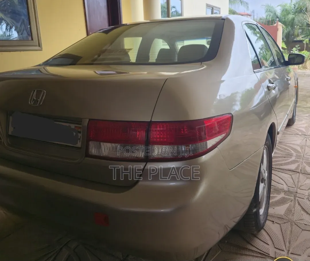 Honda Accord Automatic 2004 Gold