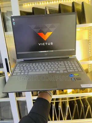 New Laptop HP Victus 16 16GB Intel Core i7 SSD 512GB