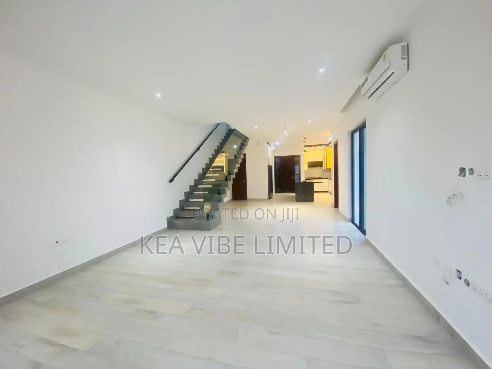 3bdrm House in Coca Cola for sale