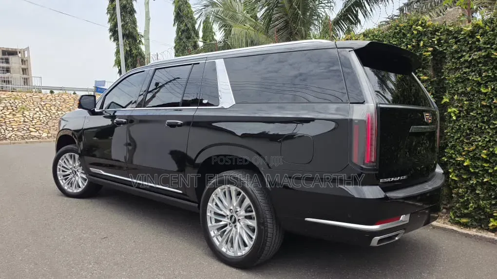 Cadillac Escalade 2026 Black