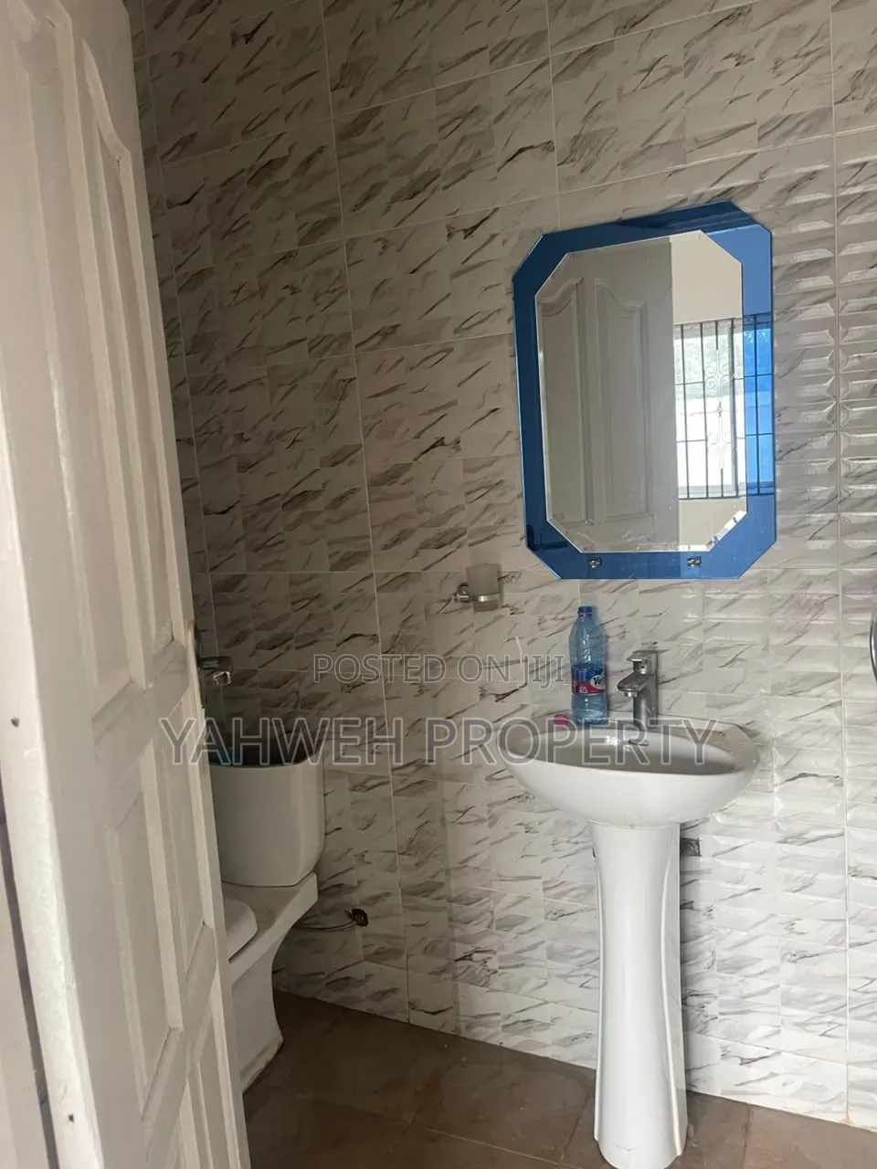 2bdrm House in Coastal, Accra Metropolitan for rent