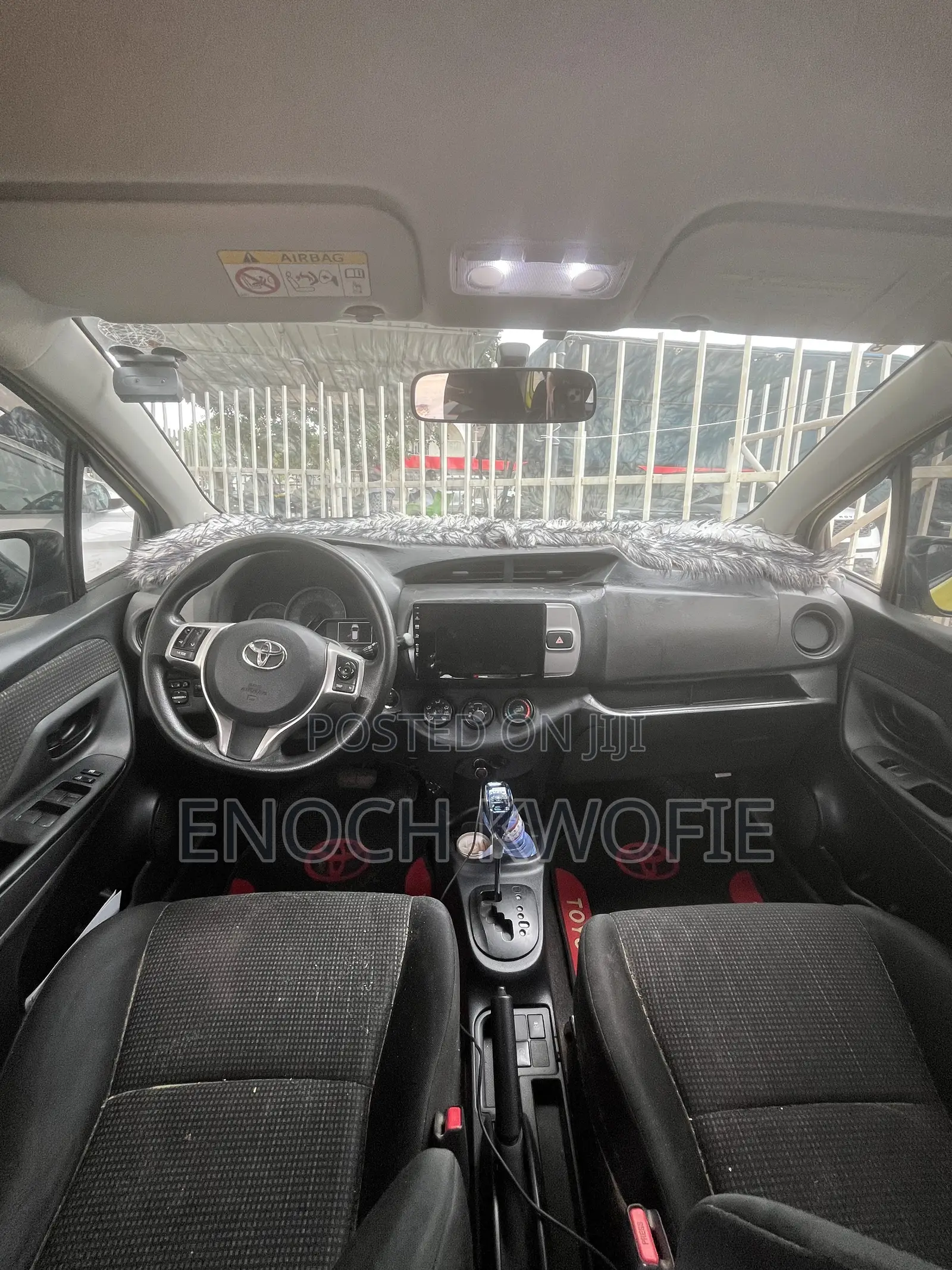 Toyota Vitz 2015 Yellow