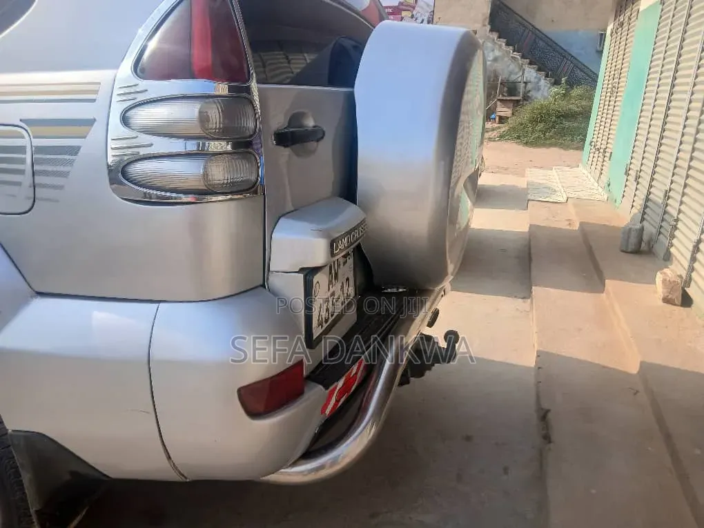 Toyota Land Cruiser Prado 2007 Silver