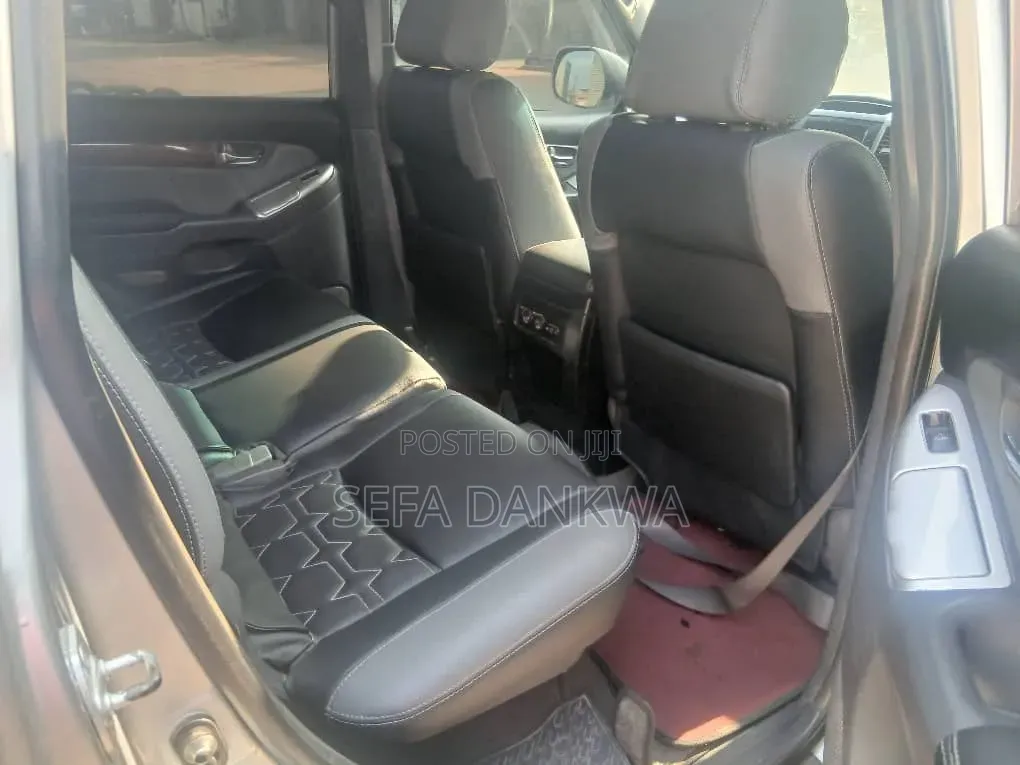 Toyota Land Cruiser Prado 2007 Silver