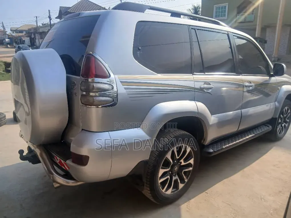 Toyota Land Cruiser Prado 2007 Silver