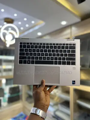 Laptop HP EliteBook x360 1040 G10 32GB Intel Core i7 SSD 512GB