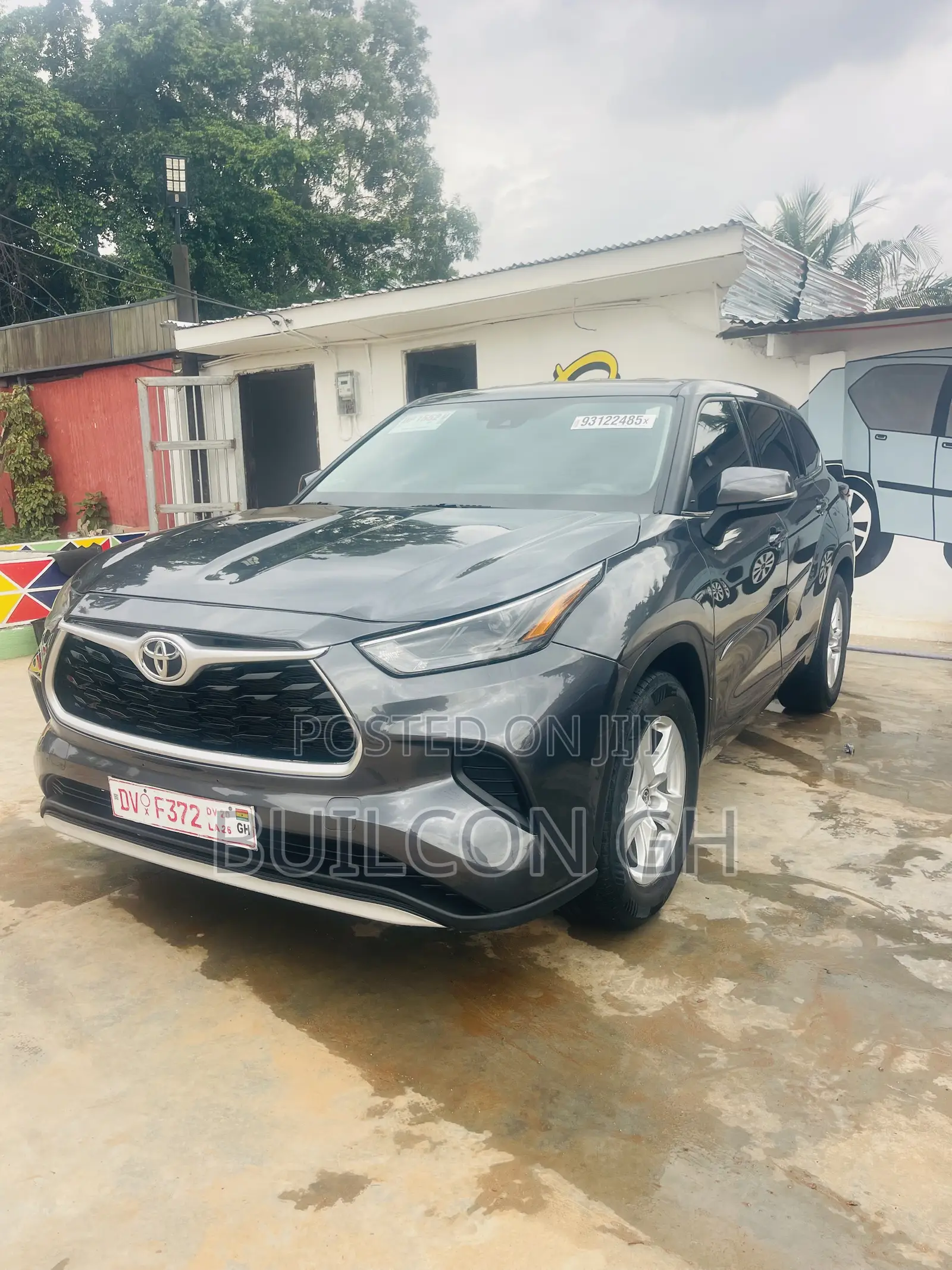 Toyota Highlander XLE 2022 Silver