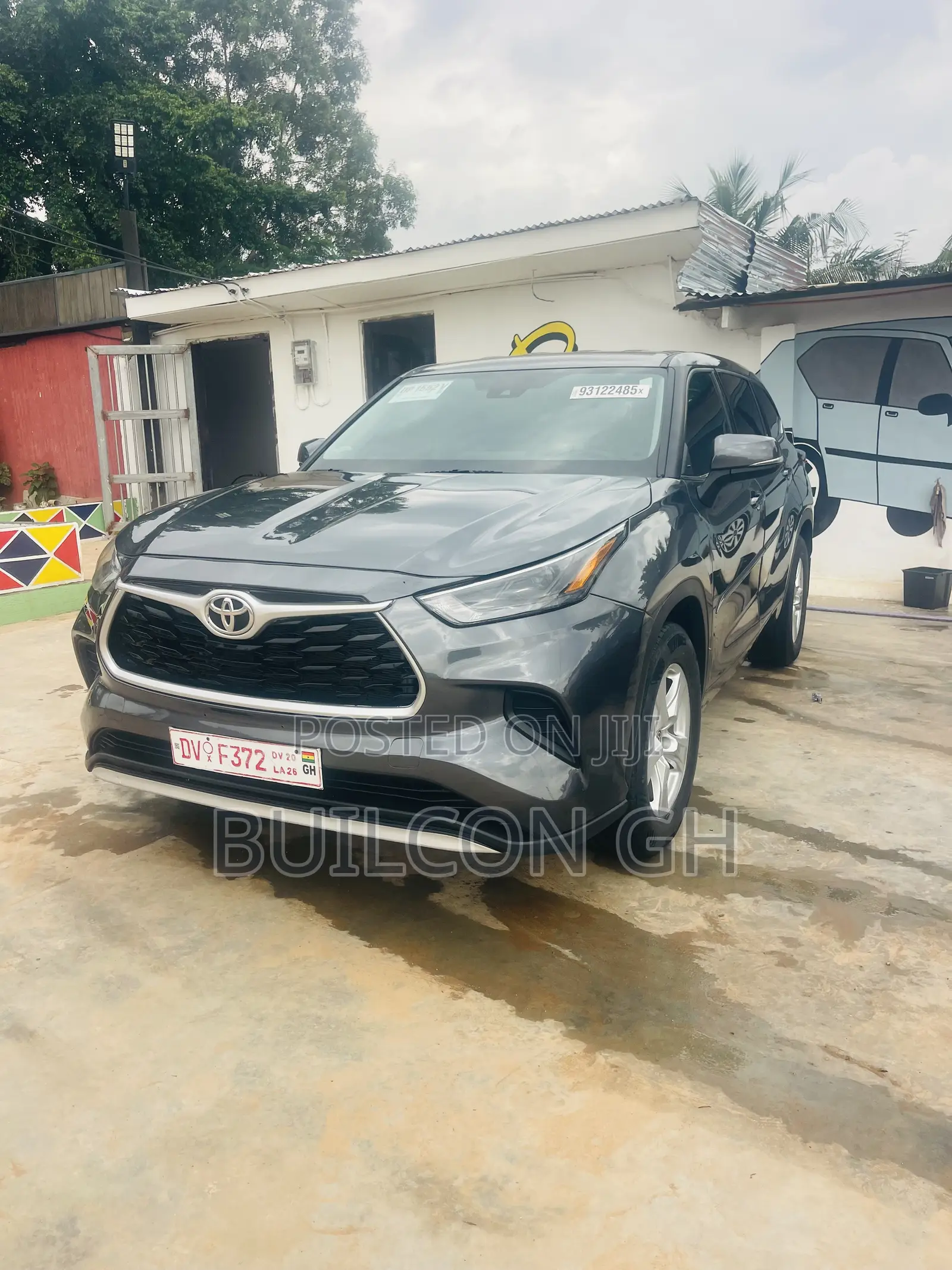 Toyota Highlander XLE 2022 Silver