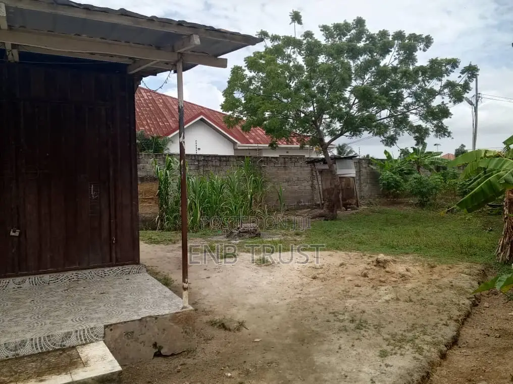 Half Plot of Land for Sale at Ablekuma Oduman