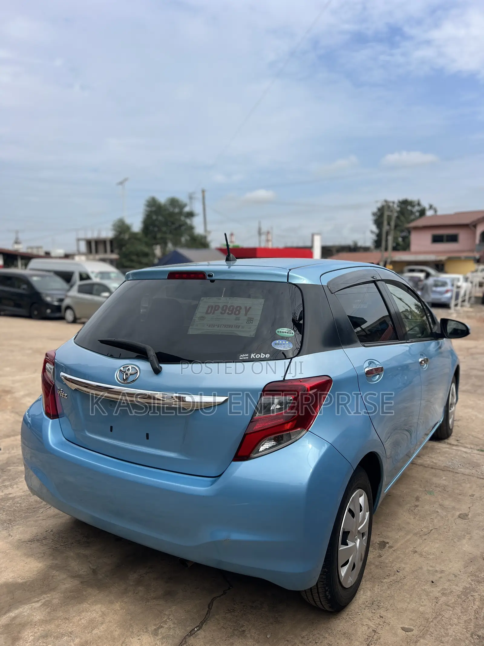 Toyota Vitz 1.3 AWD 3dr 2015 Blue