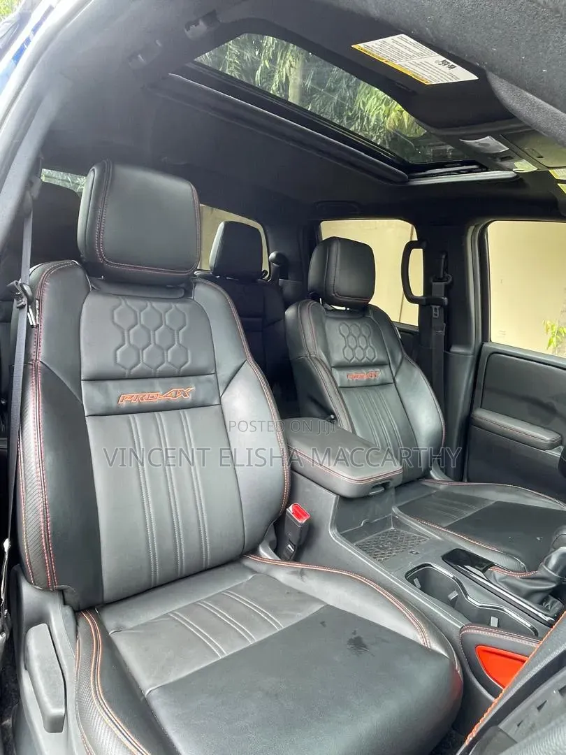 Nissan Frontier 2023 Blue