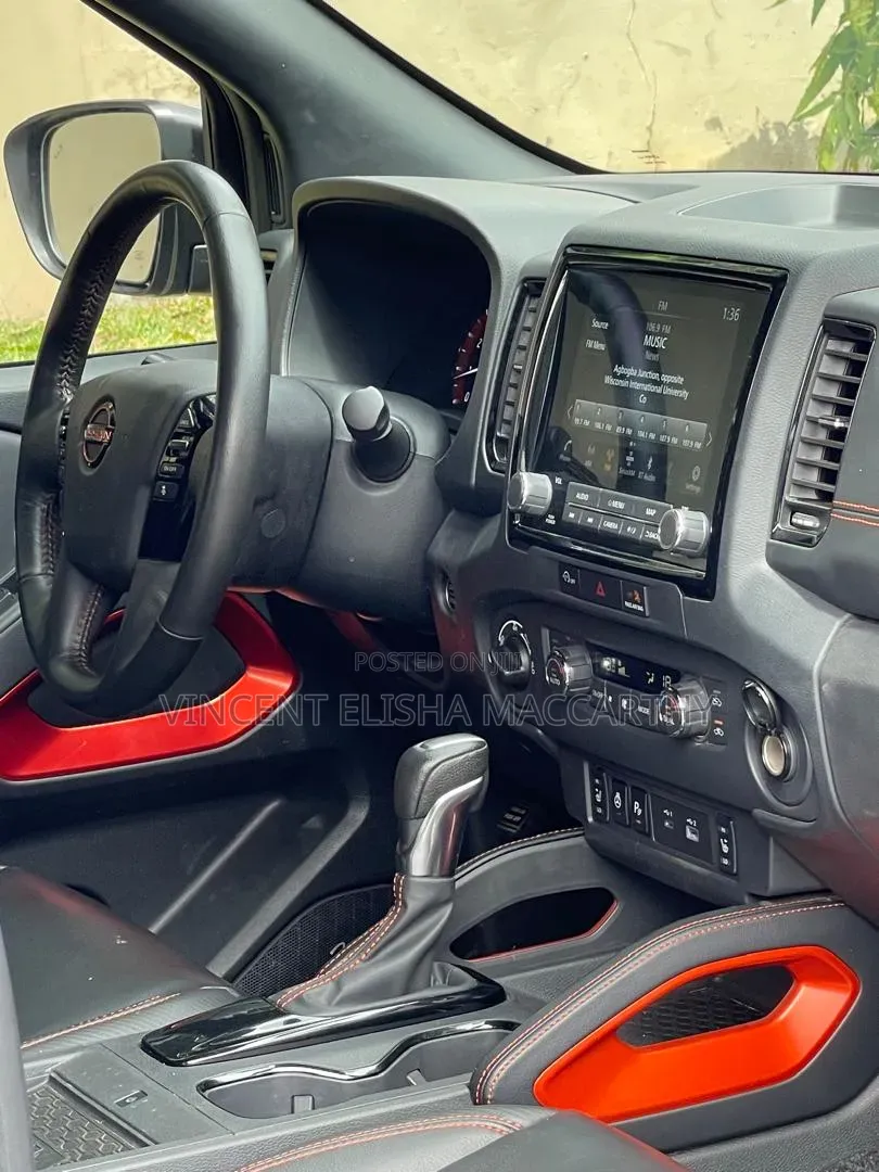 Nissan Frontier 2023 Blue