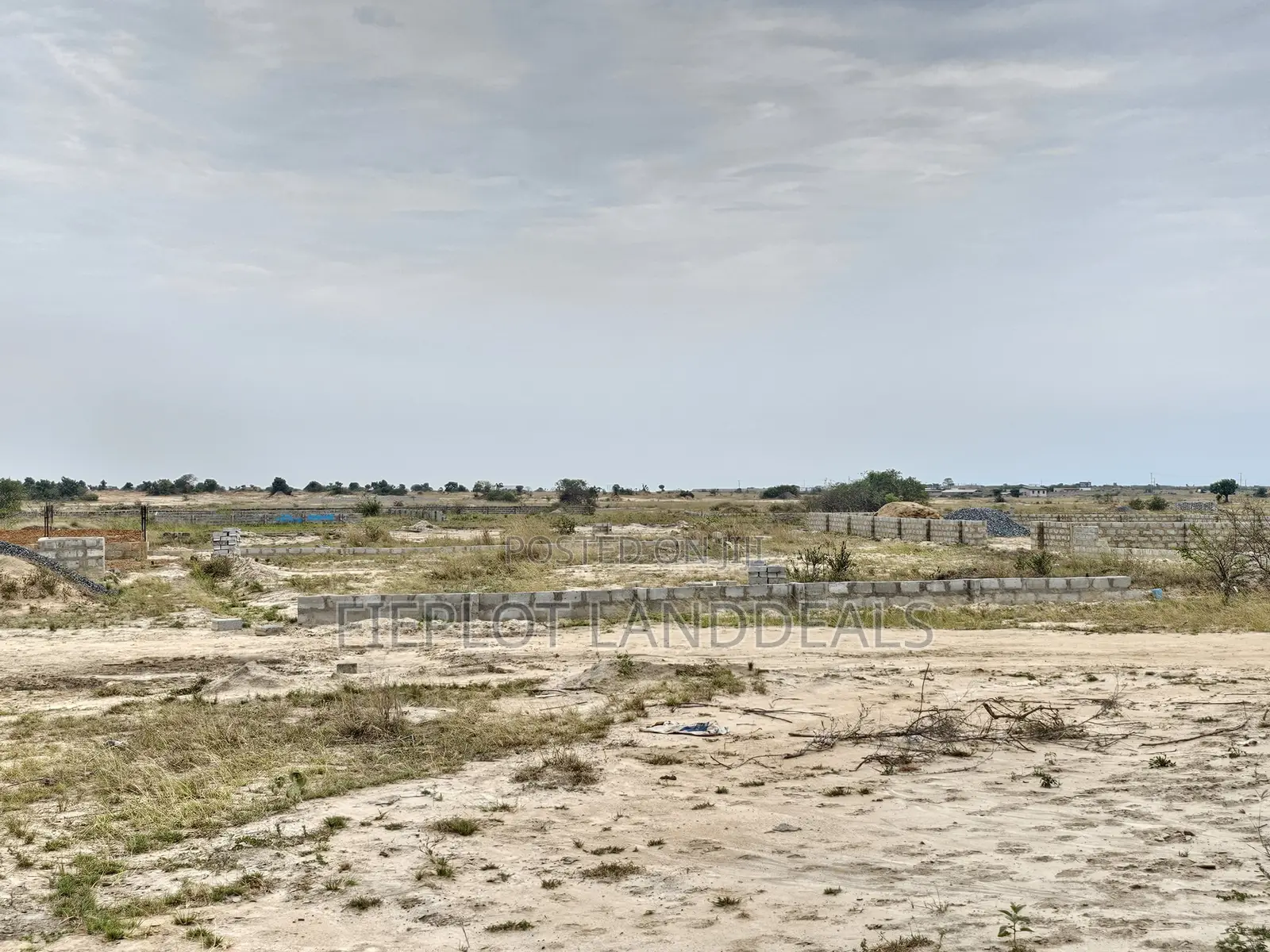 Prime Full Plot Near New Airport Tsopoli
