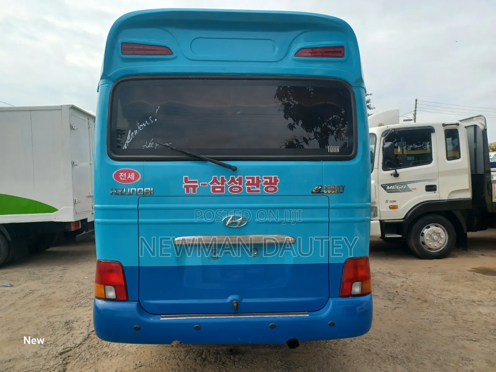 Hyundai County 2015 Blue