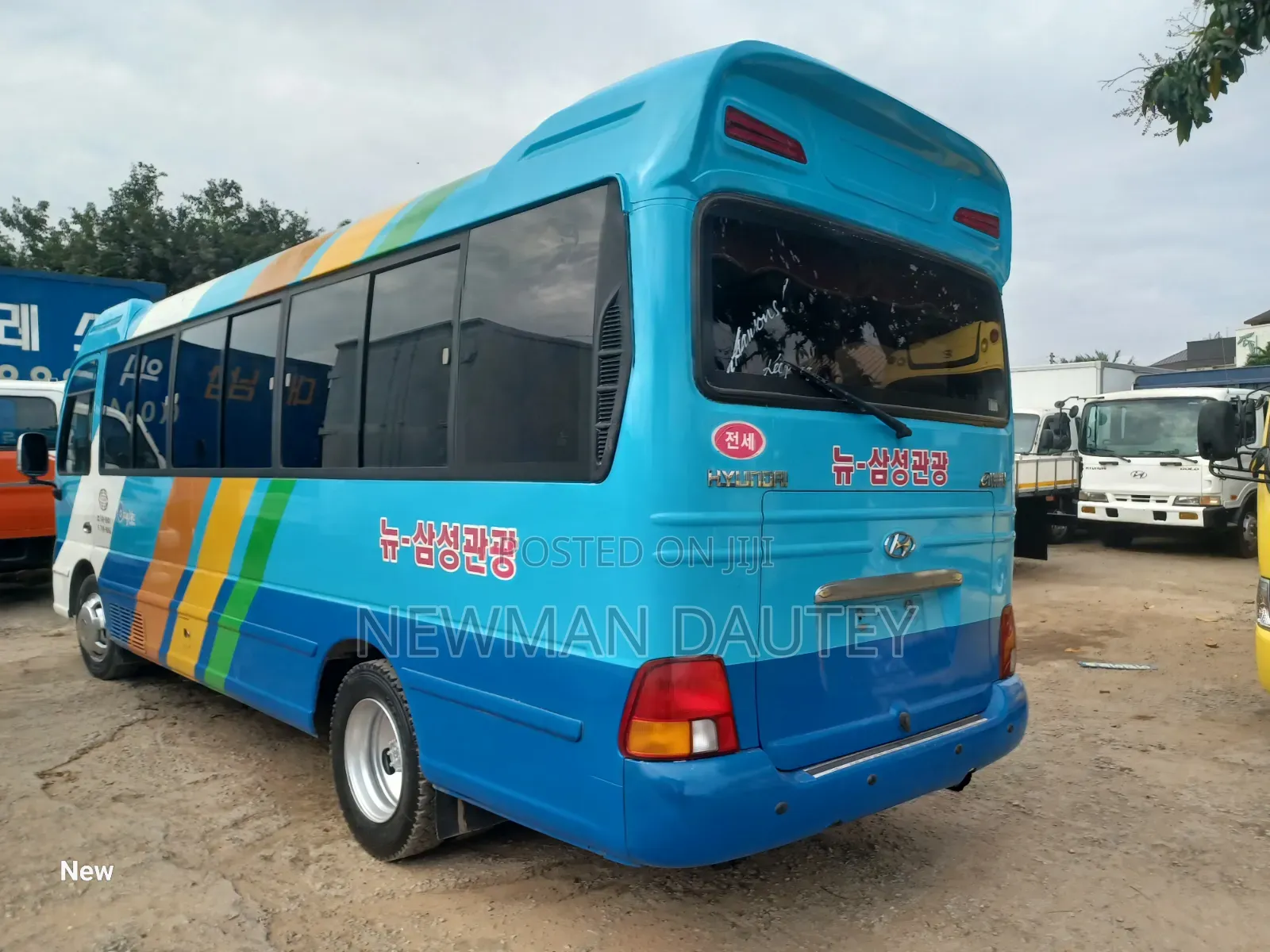 Hyundai County 2015 Blue