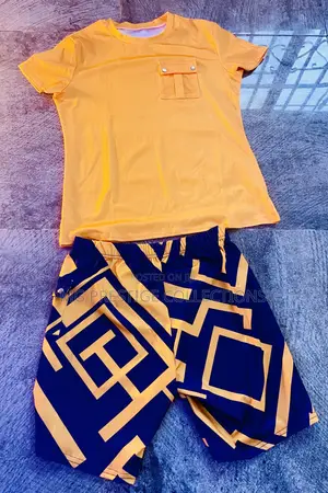Piece Short Set - Yellow Pocket T-Shirt Geometric Print Shorts