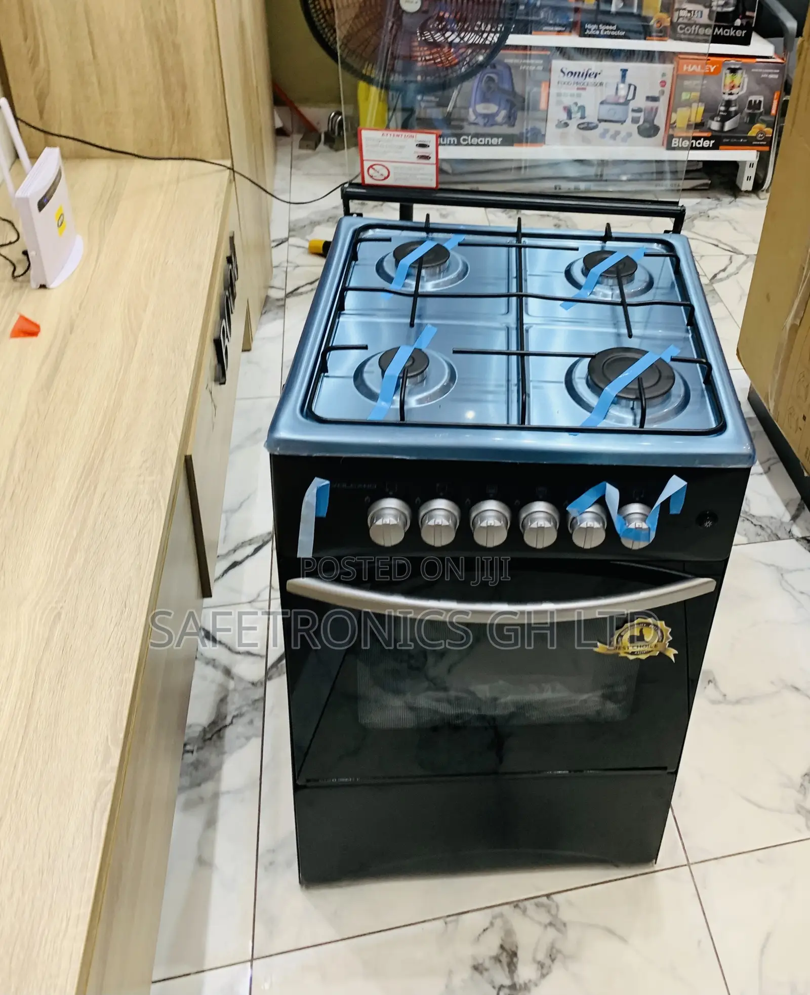Grav Authentic Volcano (50x50) Black 4 Gas Cooker Oven Grill