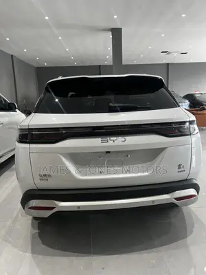 BYD Song L DM-i 2025 White