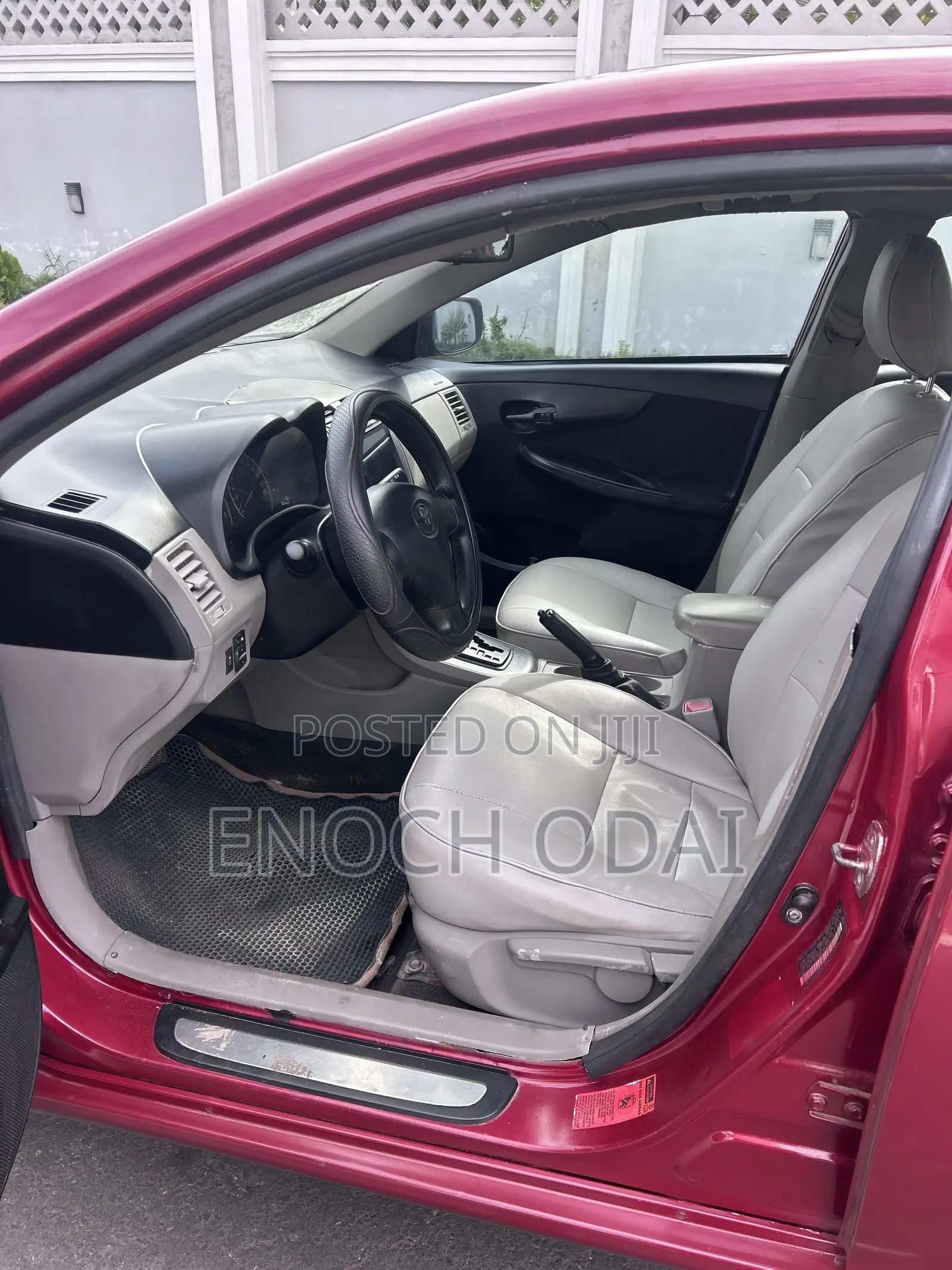 Toyota Corolla LE 4dr Sedan (1.8L 4cyl 4A) 2010 Red