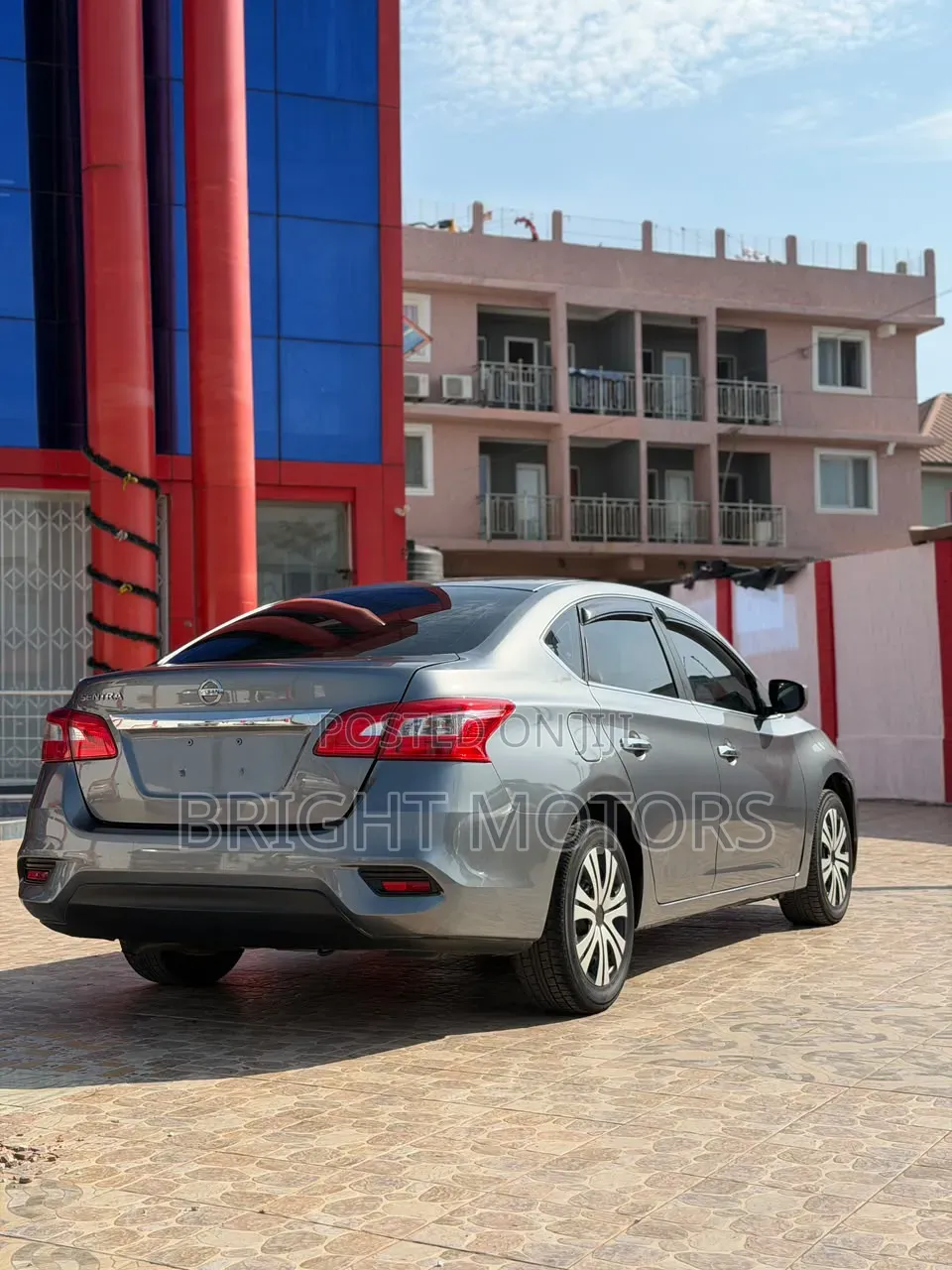 Nissan Sentra SR 2017 Gray