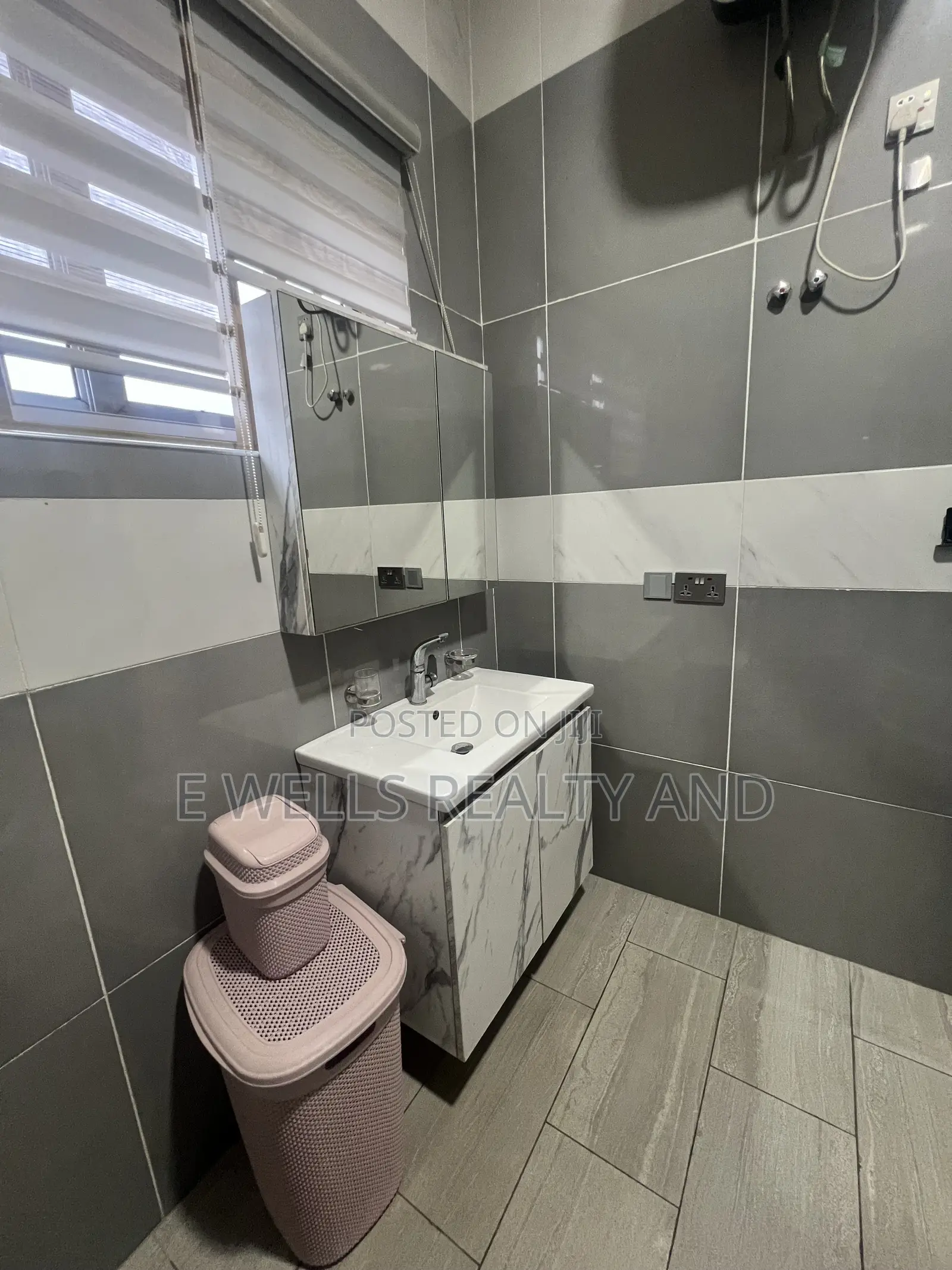 Furnished 4bdrm House in Atomic Hills Estate, Melcom for rent