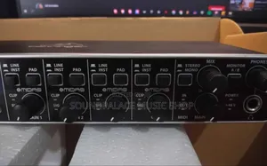 Behringer U-Phoria UMC404HD 4x4 USB Audio and MIDI Interface