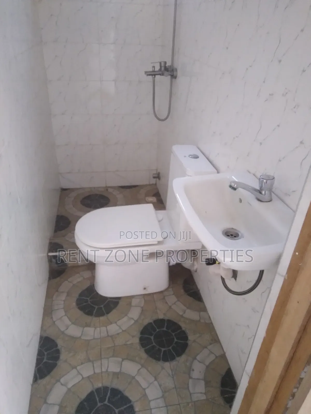 2bdrm Apartment in Ofankor for rent