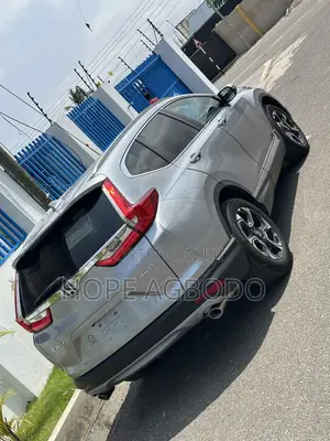Honda CR-V Touring AWD 2018 Silver