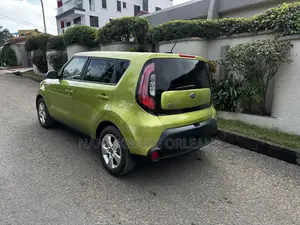 Kia Soul Hatchback 2017 Green