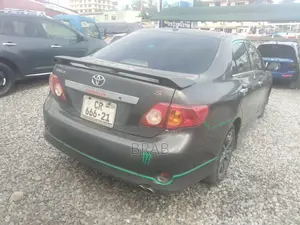 Toyota Corolla S 4dr Sedan (1.8L 4cyl 4A) 2010 Gray