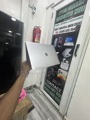 Laptop Apple MacBook 2016 16GB Intel Core i7 SSD 1T