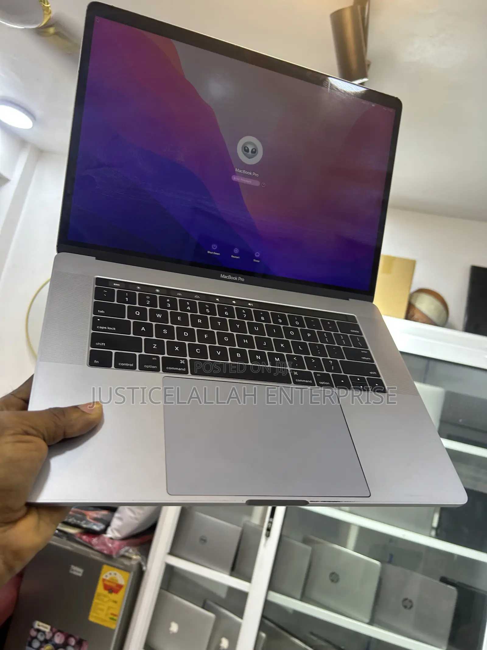 Laptop Apple MacBook 2016 16GB Intel Core i7 SSD 1T