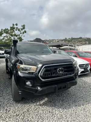 Toyota Tacoma 2022 Black