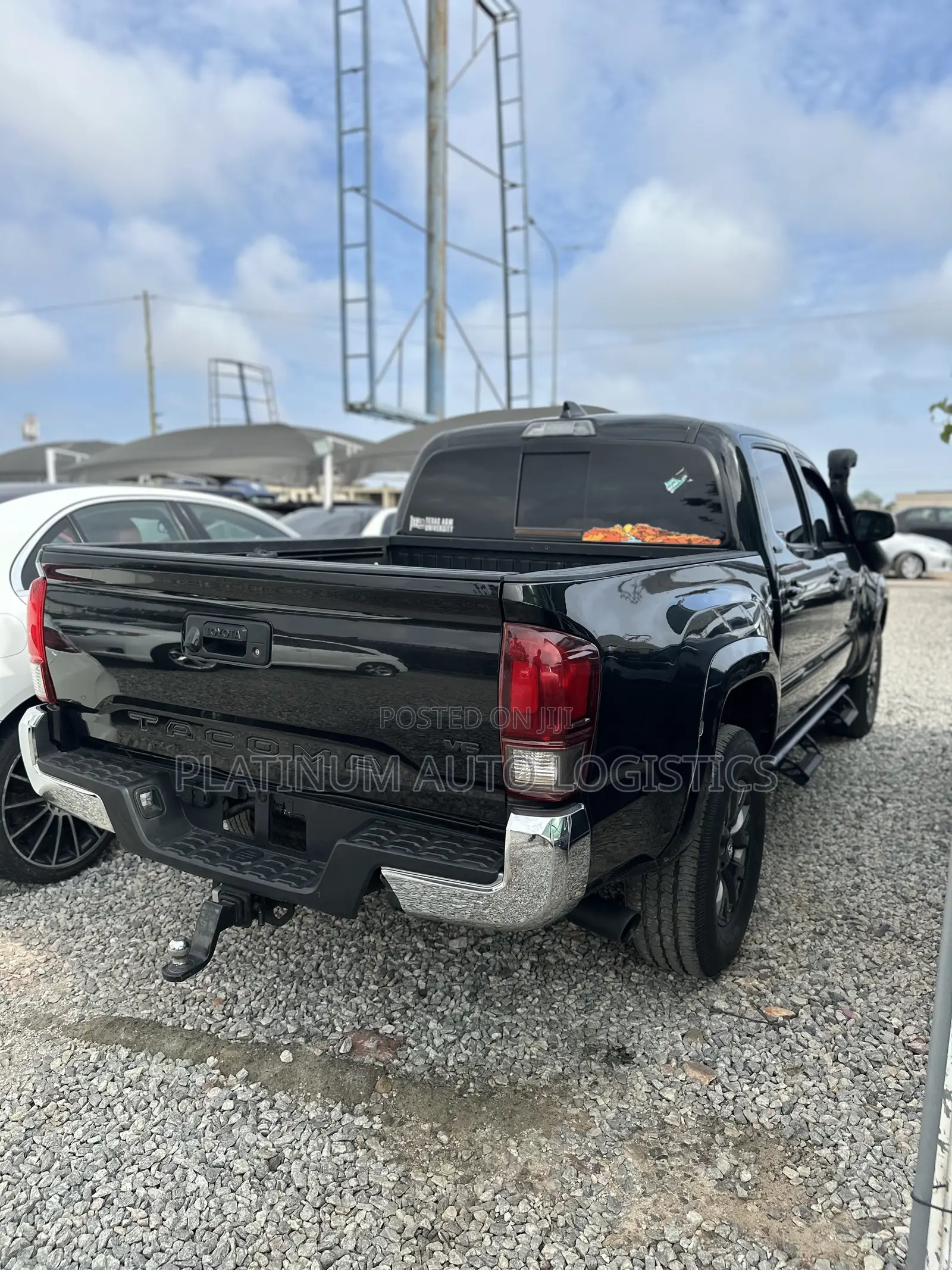 Toyota Tacoma 2022 Black
