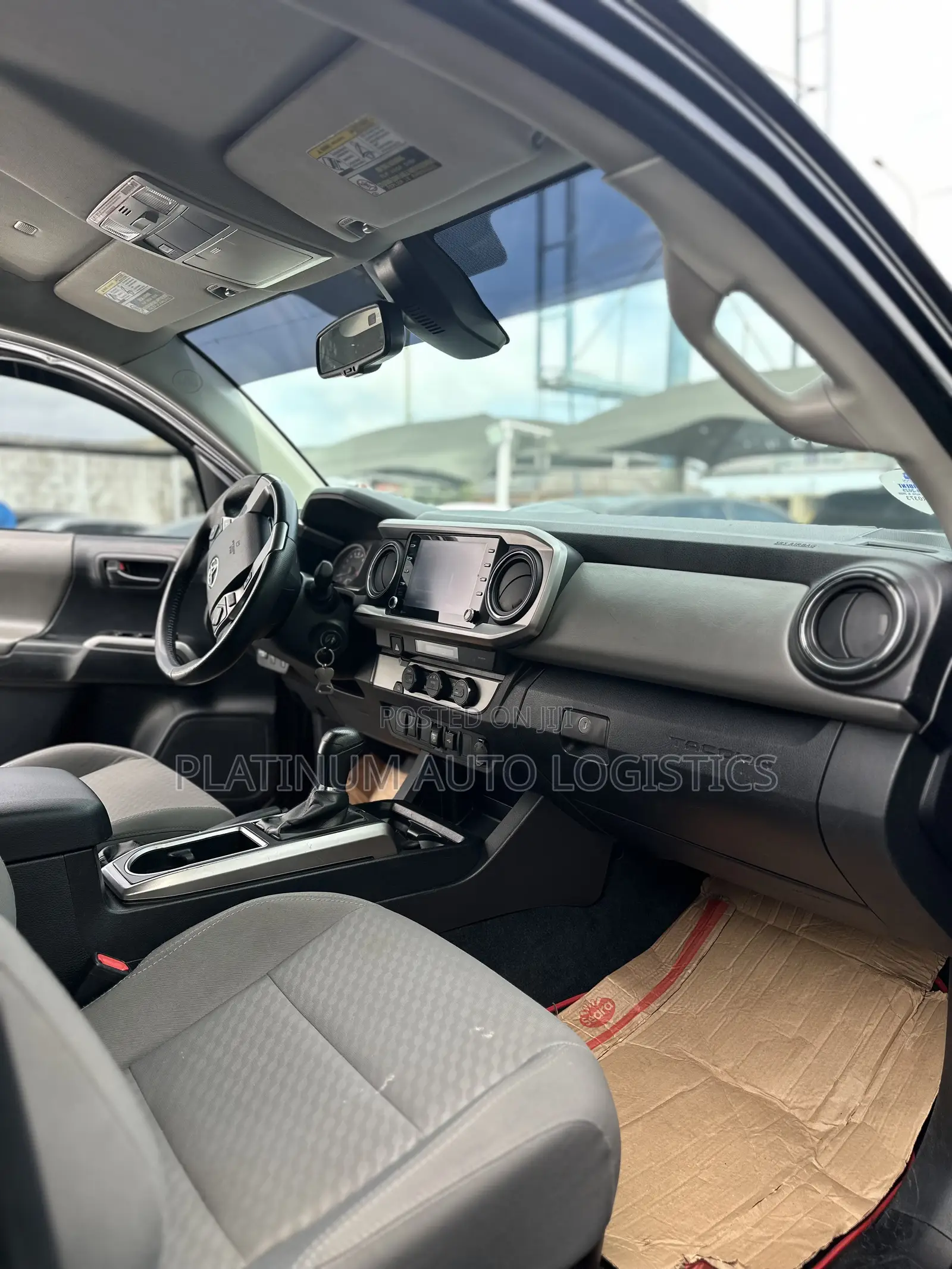 Toyota Tacoma 2022 Black