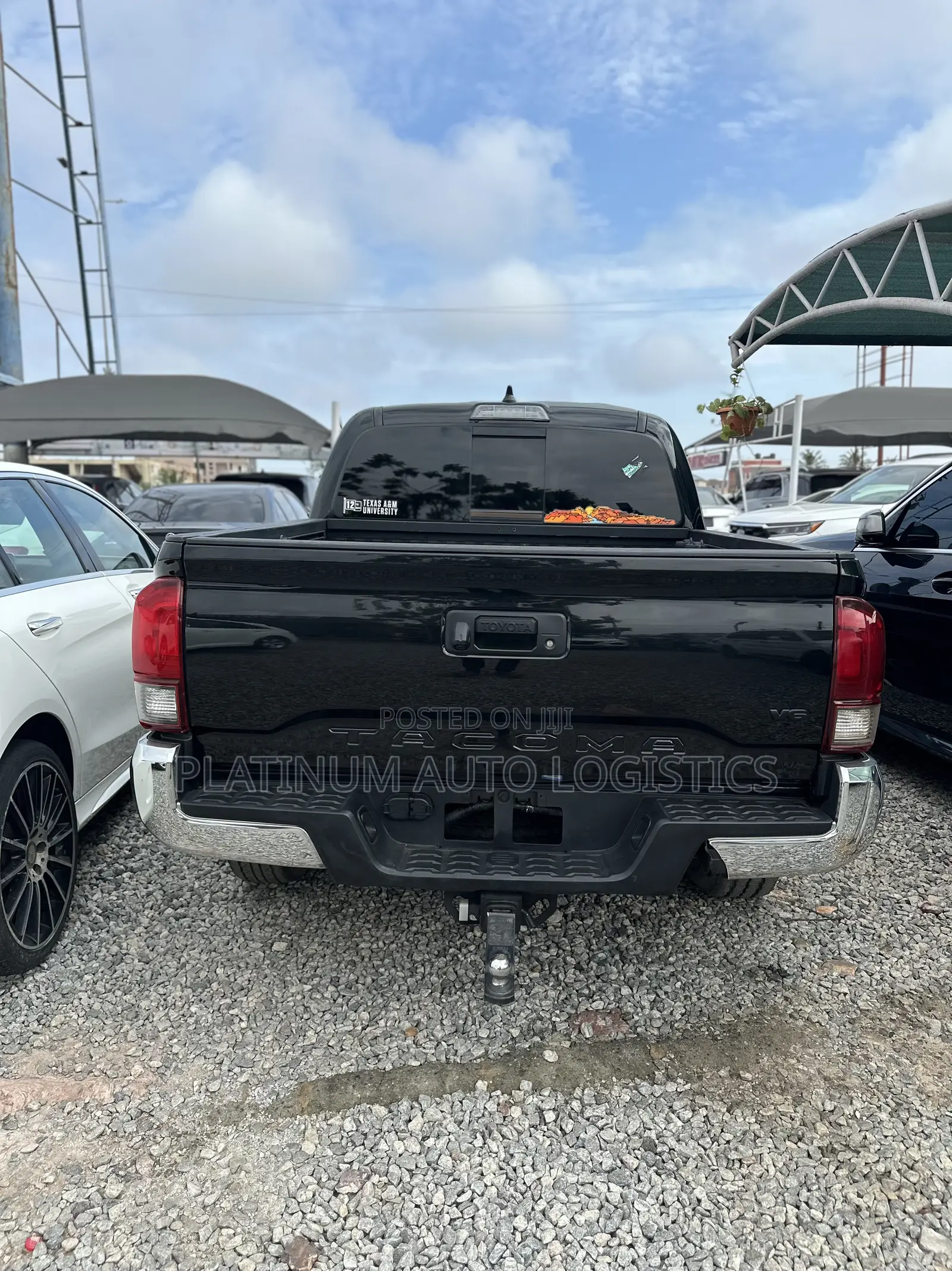 Toyota Tacoma 2022 Black