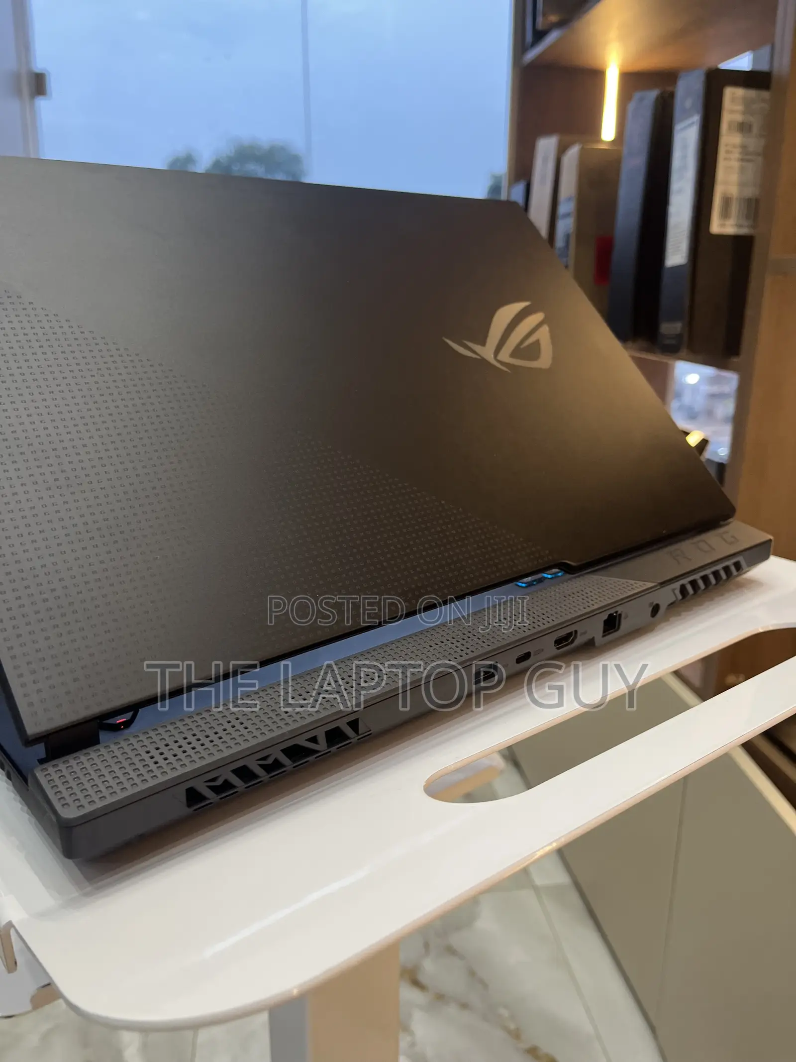 Laptop Asus ROG Zephyrus G16 16GB Intel Core i9 SSD 1T