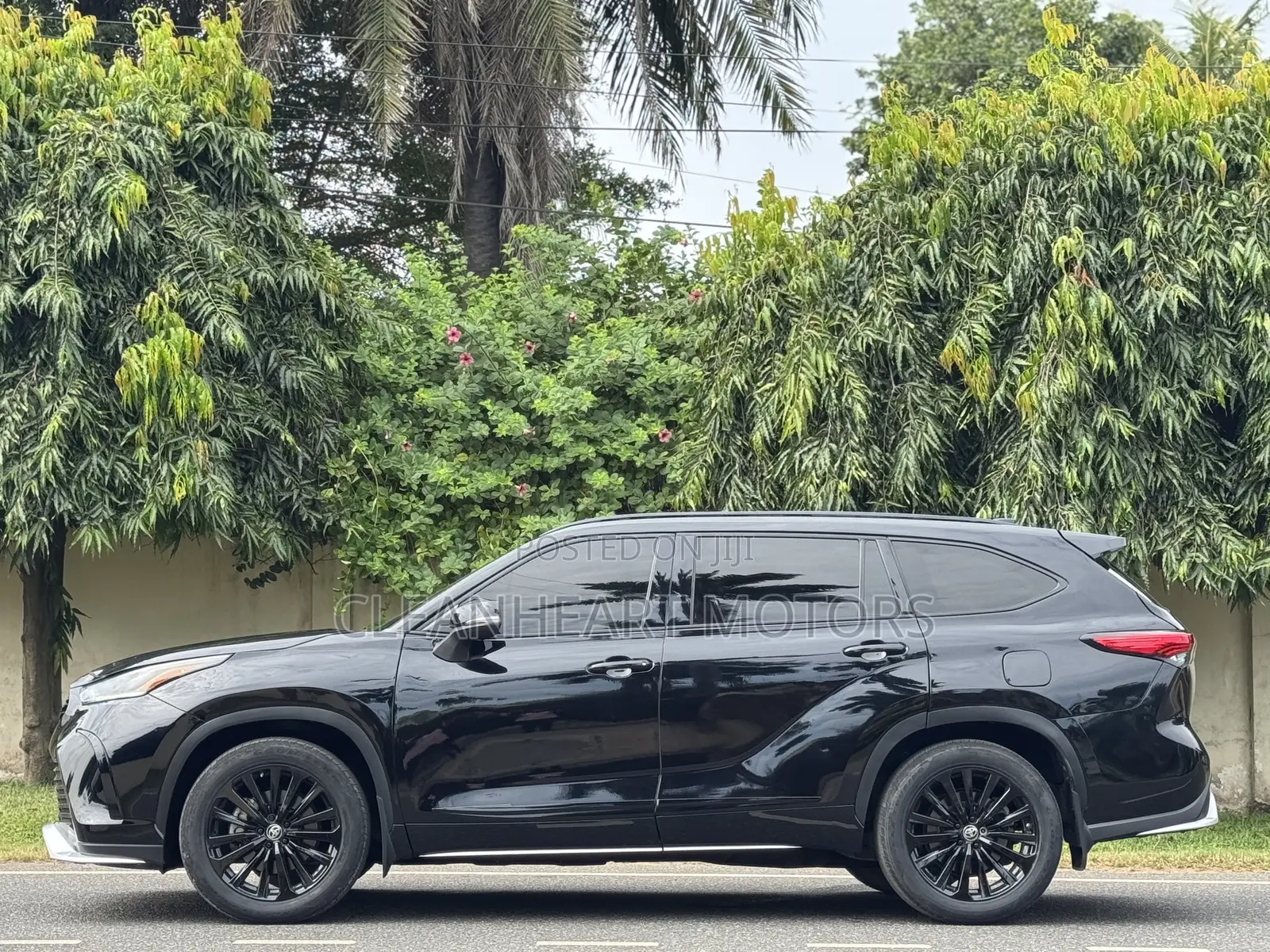 Toyota Highlander XSE AWD 2023 Black