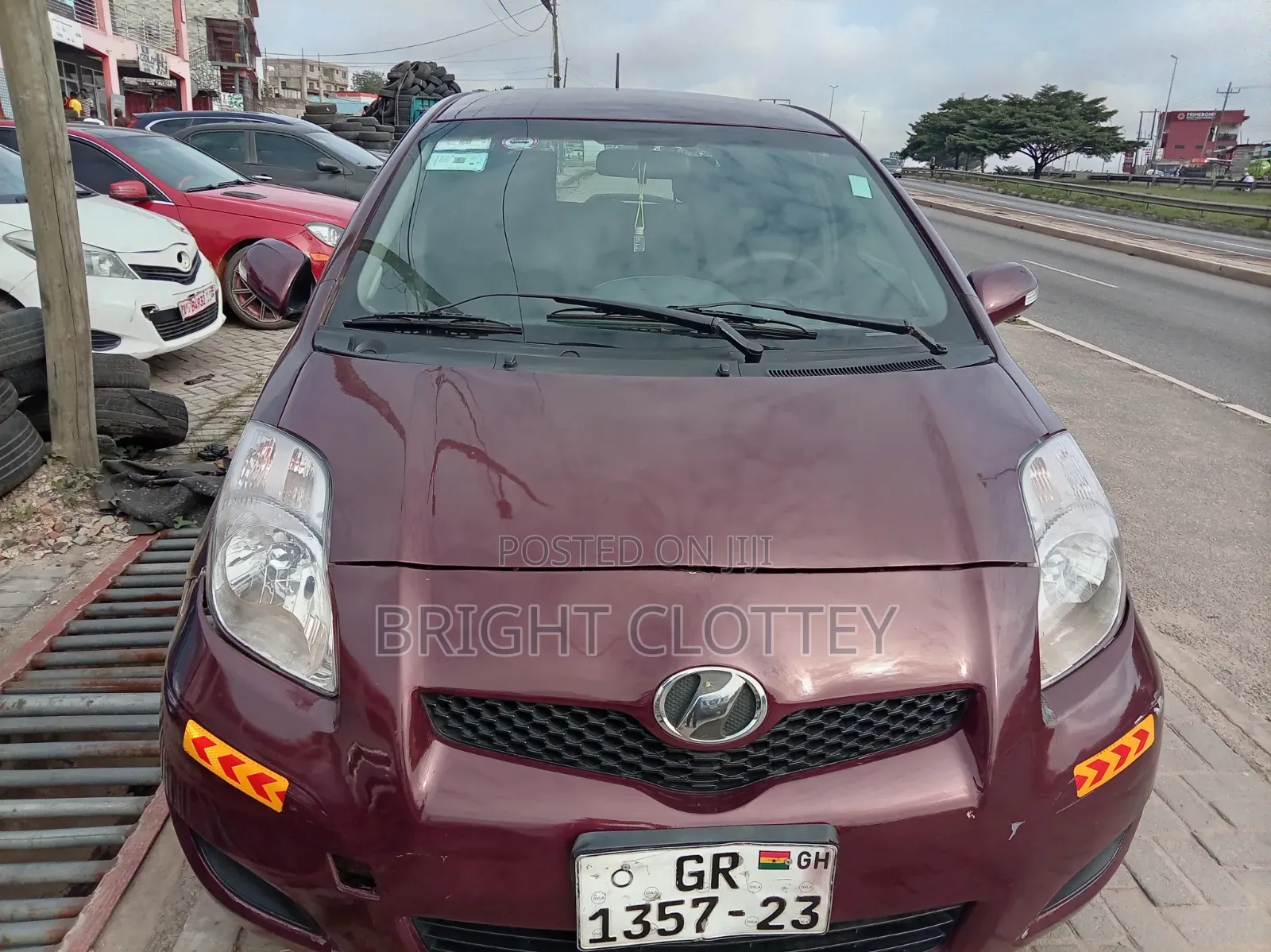 Toyota Vitz 2010 Brown