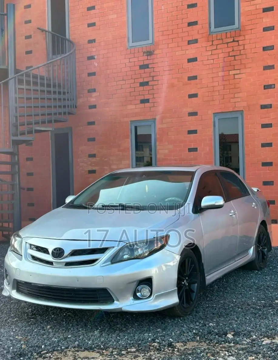 Toyota Corolla S 4dr Sedan (1.8L 4cyl 4A) 2012 Silver