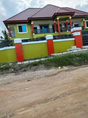 2bdrm Block of Flats in Funko, Tarkwa Nsuaem for rent