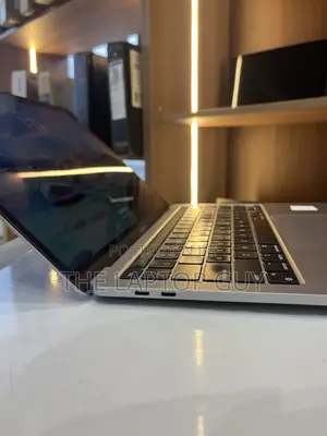 Laptop Apple MacBook Pro 2020 M1 16GB Apple M1 SSD 512GB