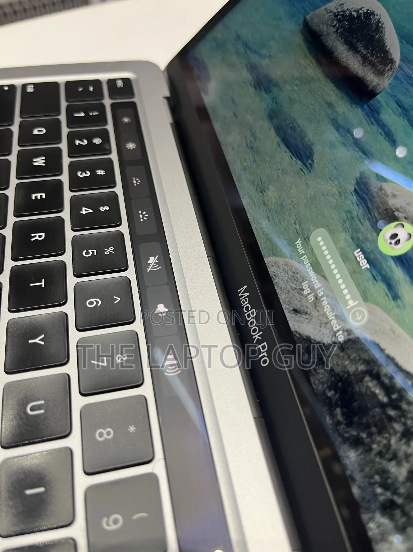 Laptop Apple MacBook Pro 2020 M1 16GB Apple M1 SSD 512GB