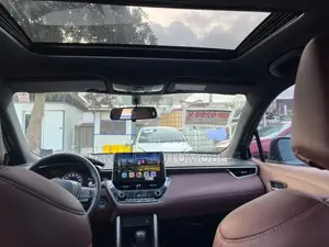 Toyota Corolla Cross 2024 Gray