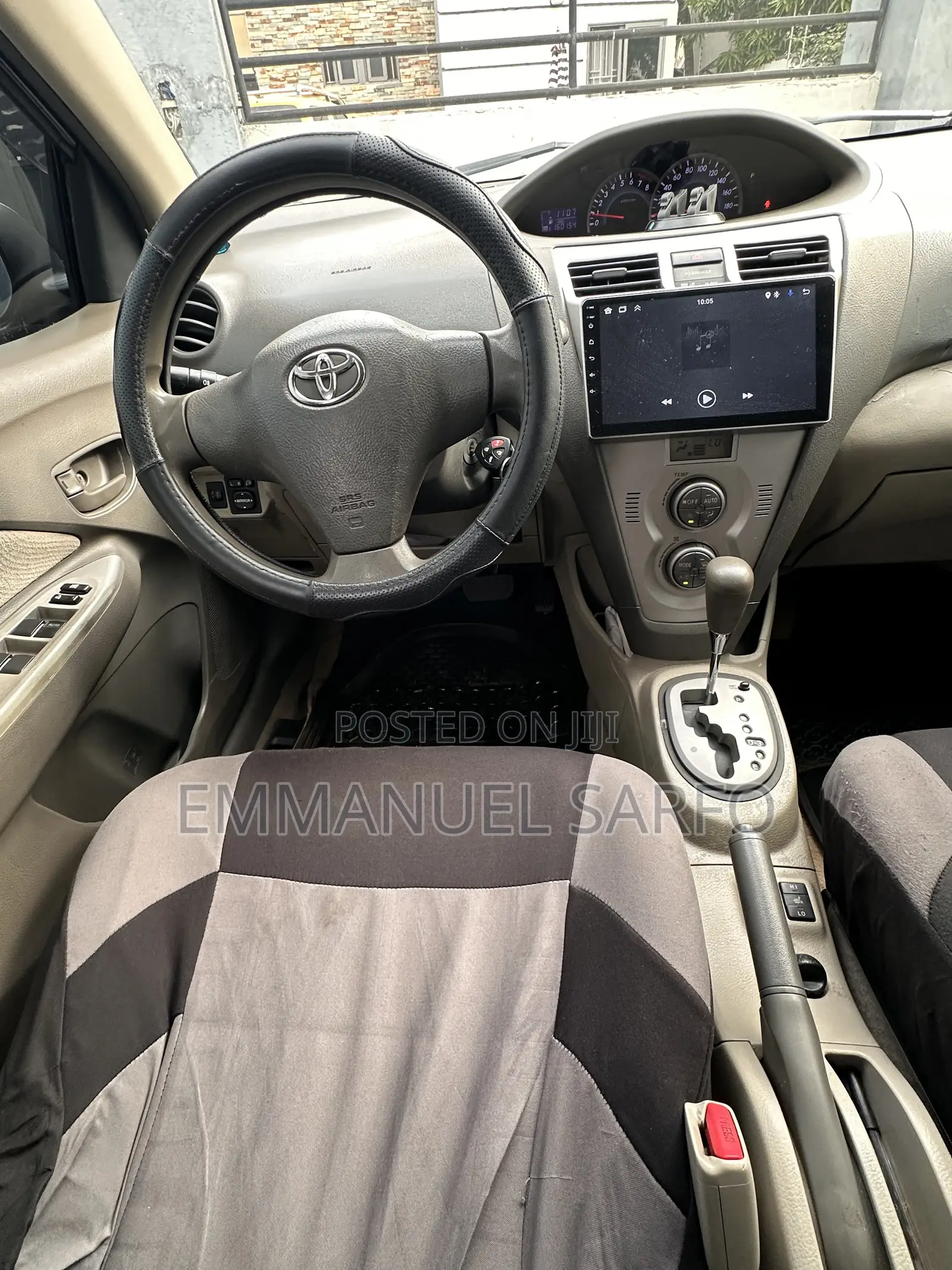 Toyota Yaris 2010 Gray