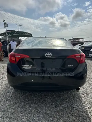 Toyota Corolla XSE 4dr Sedan (1.8L 4cyl CVT) 2017 Black