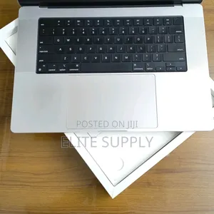 New Laptop Apple MacBook Pro 2023 M2 16GB Apple M2 SSD 512GB