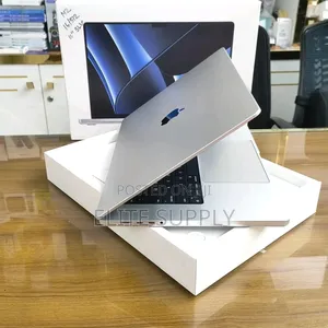 New Laptop Apple MacBook Pro 2023 M2 16GB Apple M2 SSD 512GB