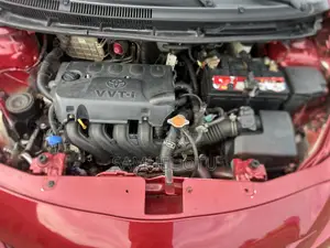 Toyota Yaris 2012 Red